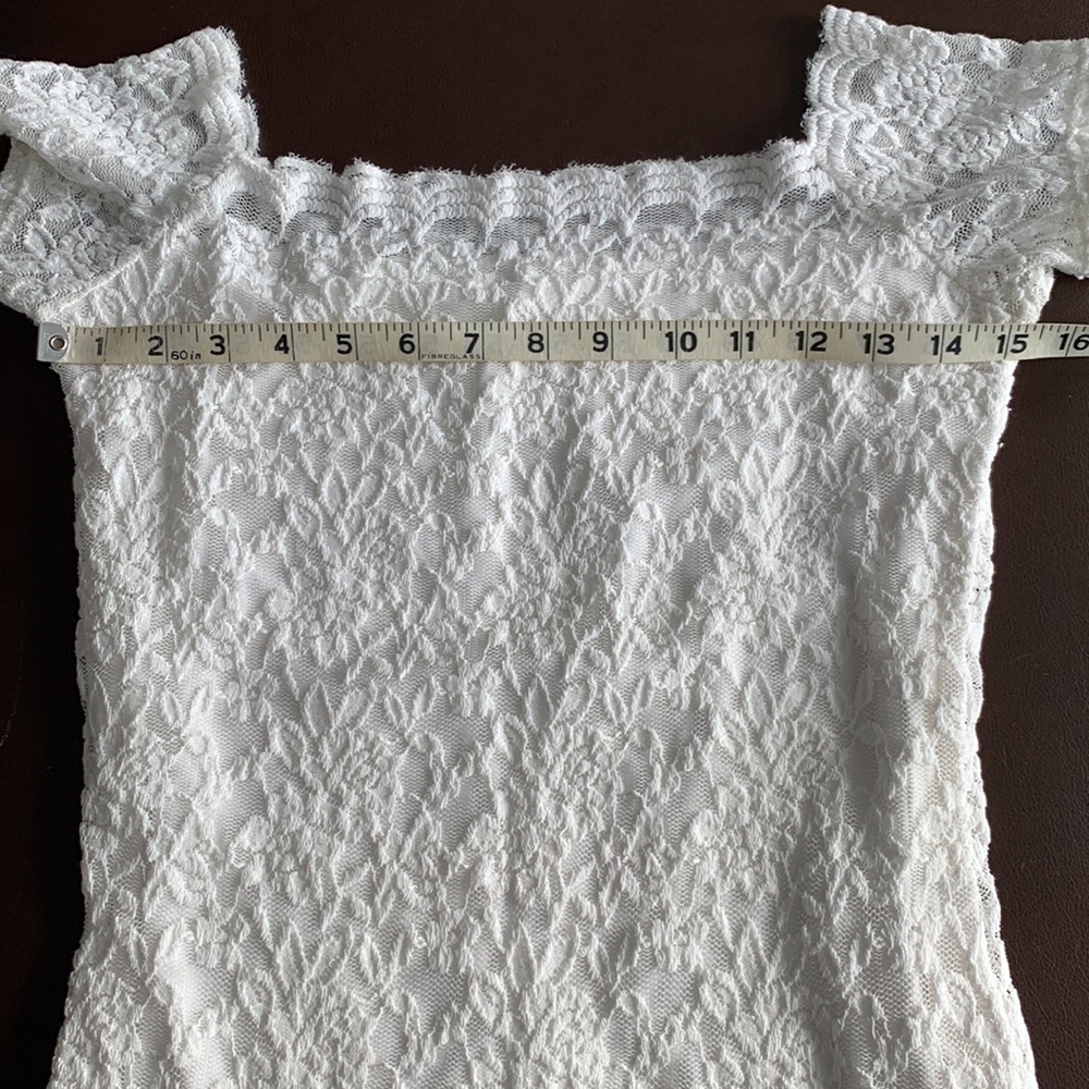 Stretchy Cream Chantilly Lace Top Square Neck - Picture 4 of 5